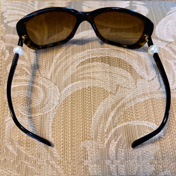 Vintage CHANEL Pearl Accent 5303-H Sunglasses - Picture 7 of 13